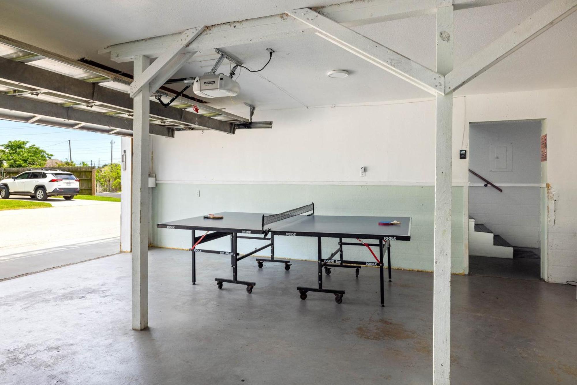 Nr Beach Pier Oasis Game Tables Yard Bbq Galveston Exterior photo